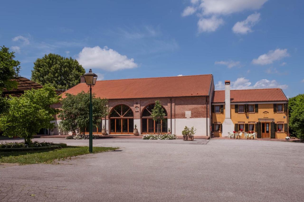 Agriturismo Le 4 Rose Vescovana Exterior photo